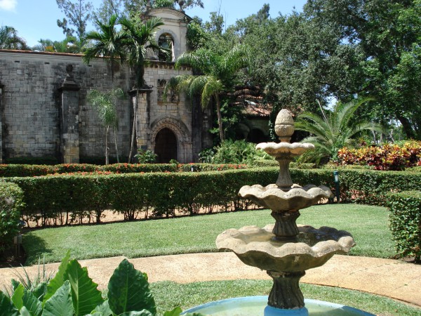 ancient_spanish_monastery-600x450